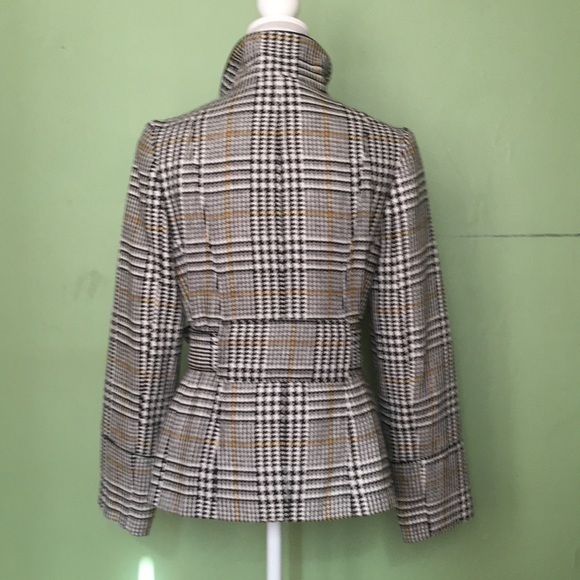 AGB belted houndstooth pea coat with yellow accent - Picture 5 of 12